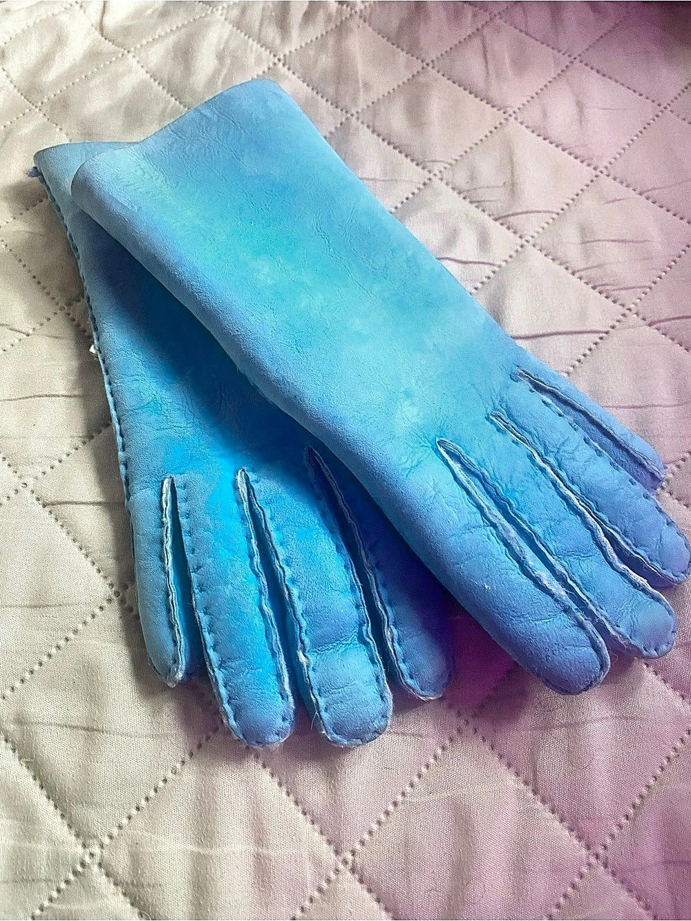 Vintage Dooney & Bourke Sky Blue Leather Shearling Gloves, Rare Find! Size Mediu